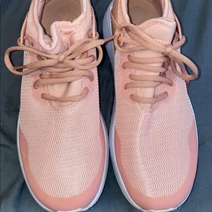 Puma women’s sneakers